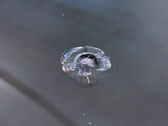 Steinschlag in der Windschutzscheibe